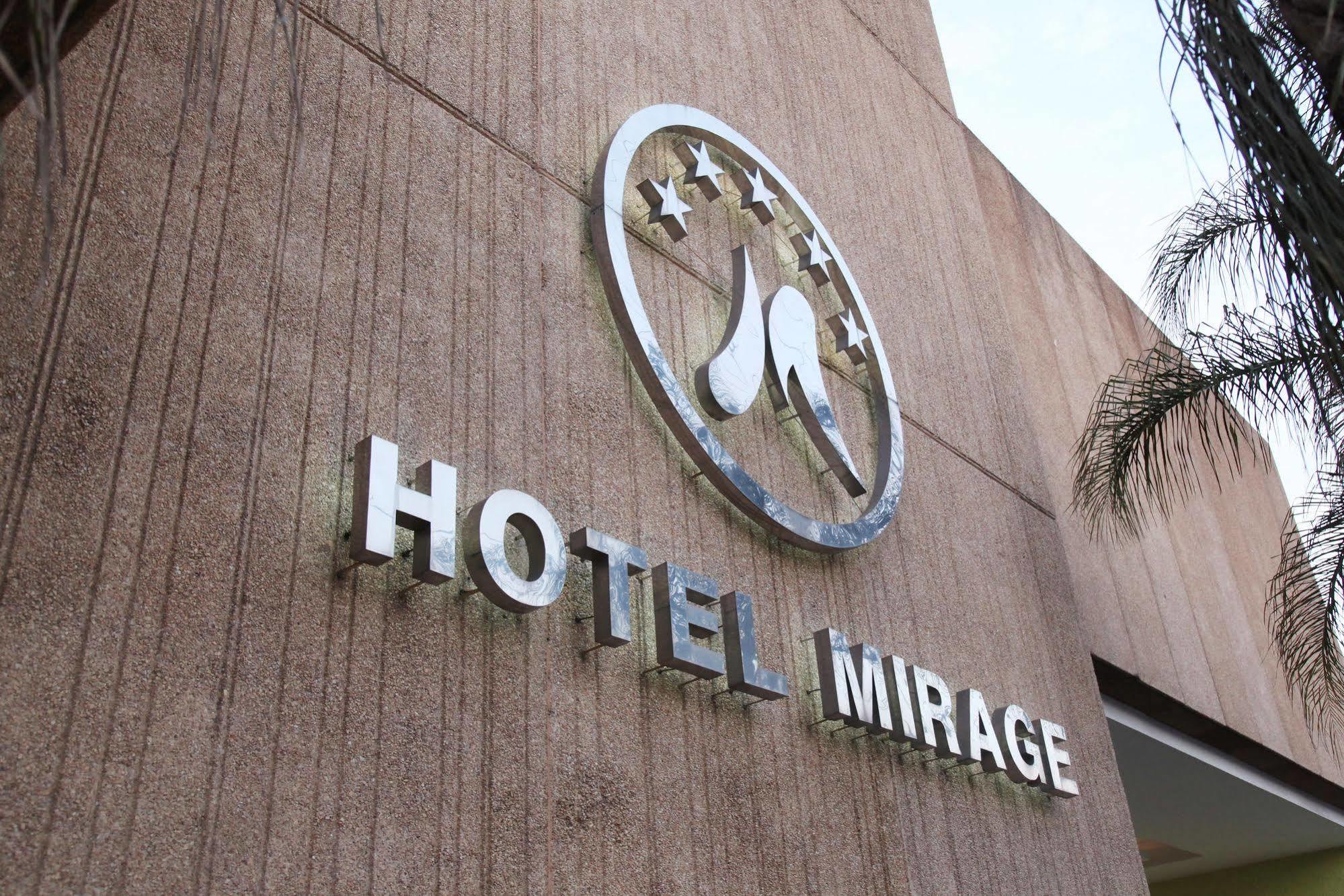Hotel Mirage เกเรตาโร ภายนอก รูปภาพ